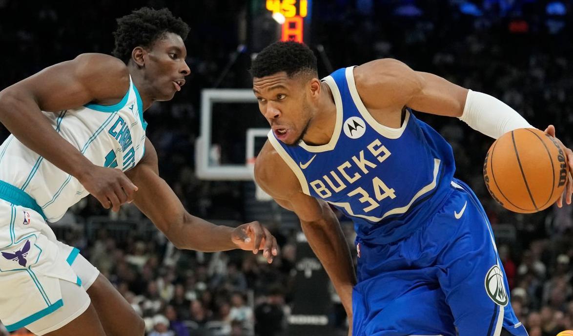 美国男篮险胜黄蜂，布拉德利惊艳世界