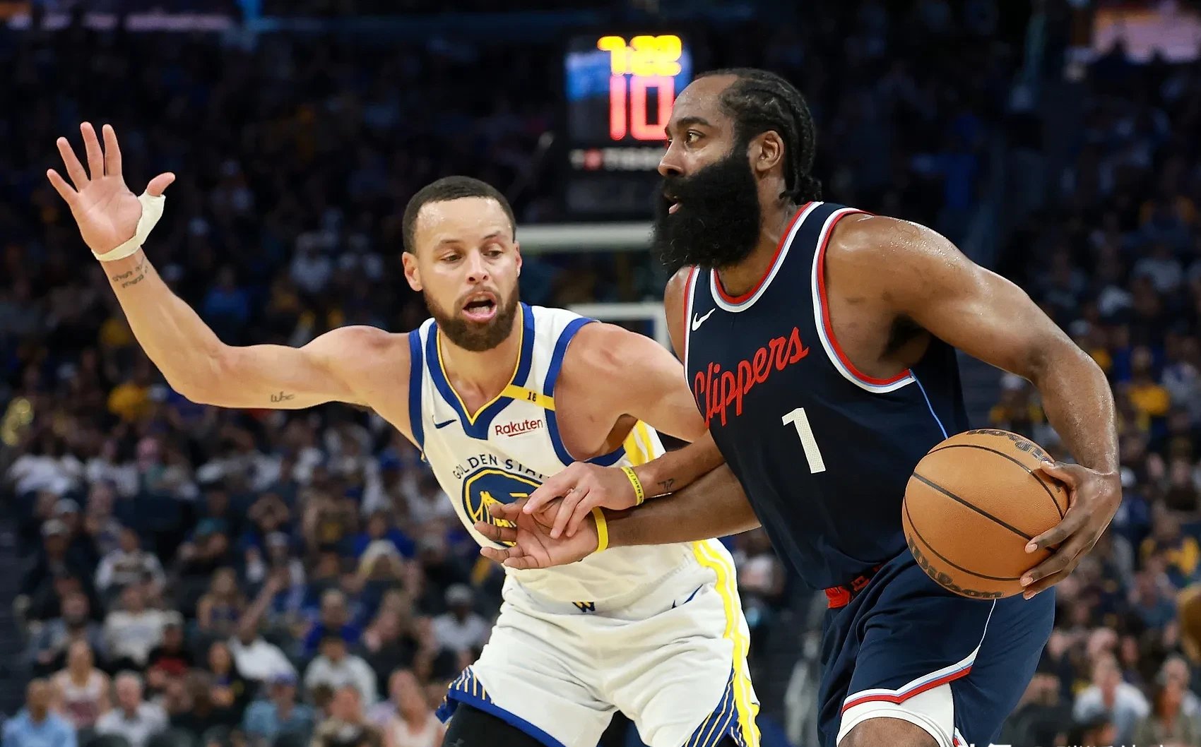 精彩籃球對決哈登神奇三分幫火箭逆轉勝的简单介绍