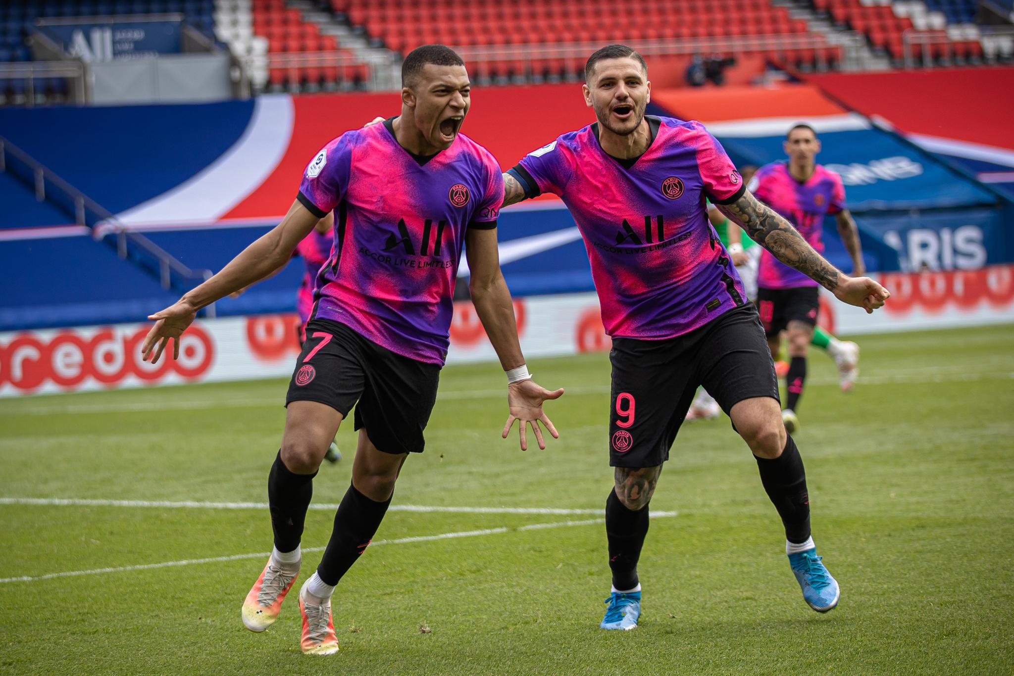 包含圣埃蒂安主场惨败，法甲降级风险大增的词条