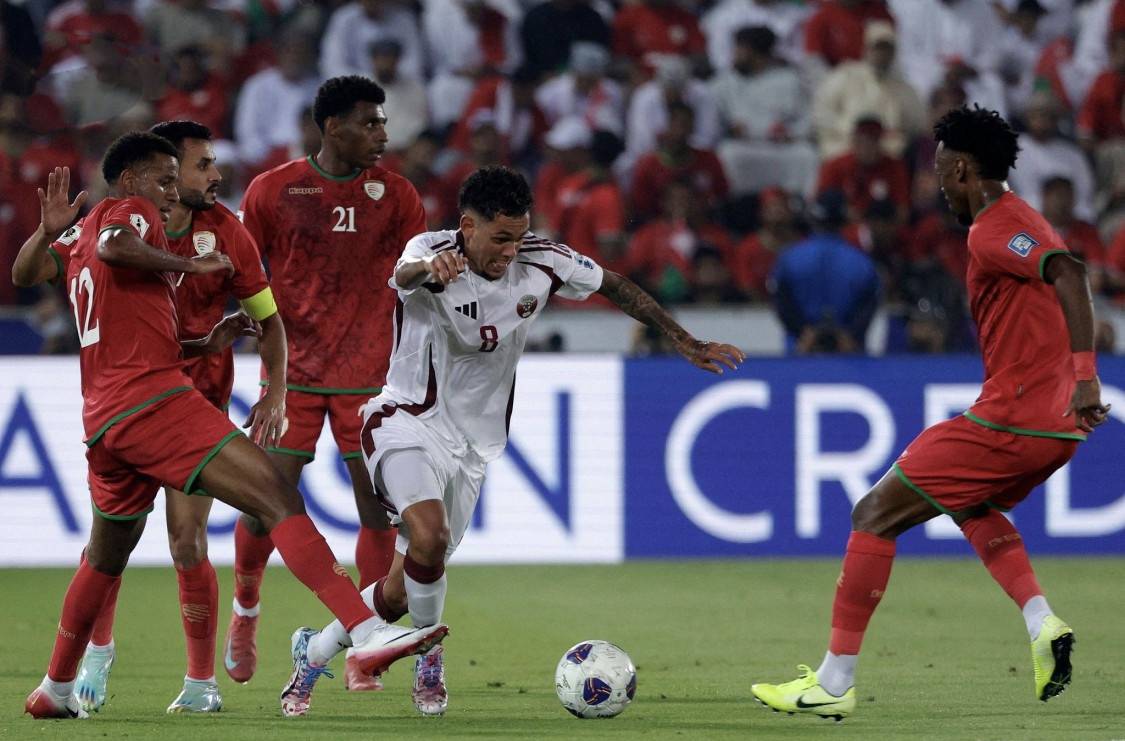 阿曼大破泰国，卡塔尔险胜哈萨克斯坦挺进淘汰赛的简单介绍