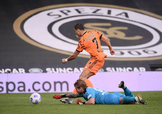 亚特兰大队主场逆转胜利，战绩攀升