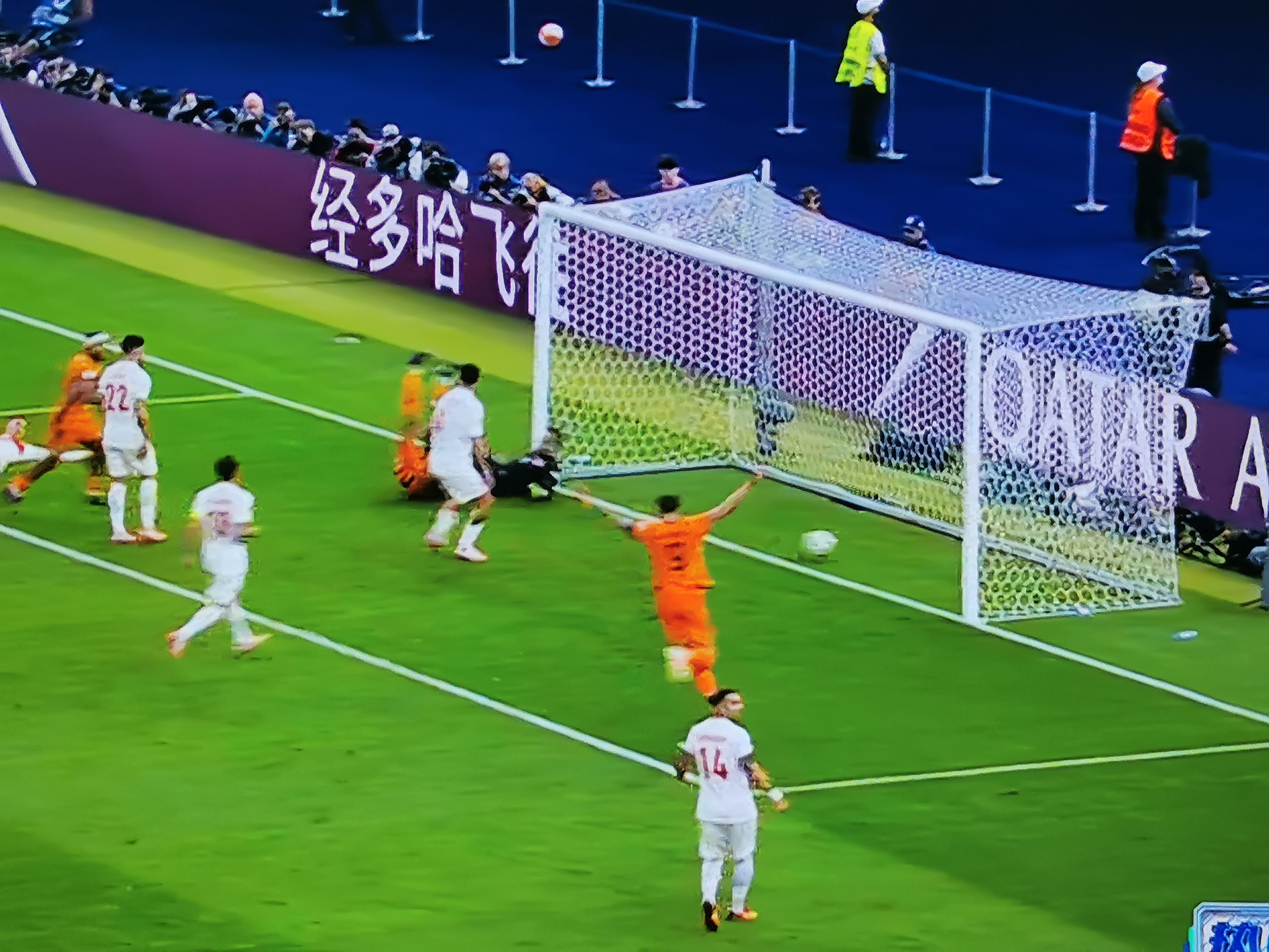 开云体育APP下载-包含强队对决欧预赛：全程悬念，刺激多变的词条