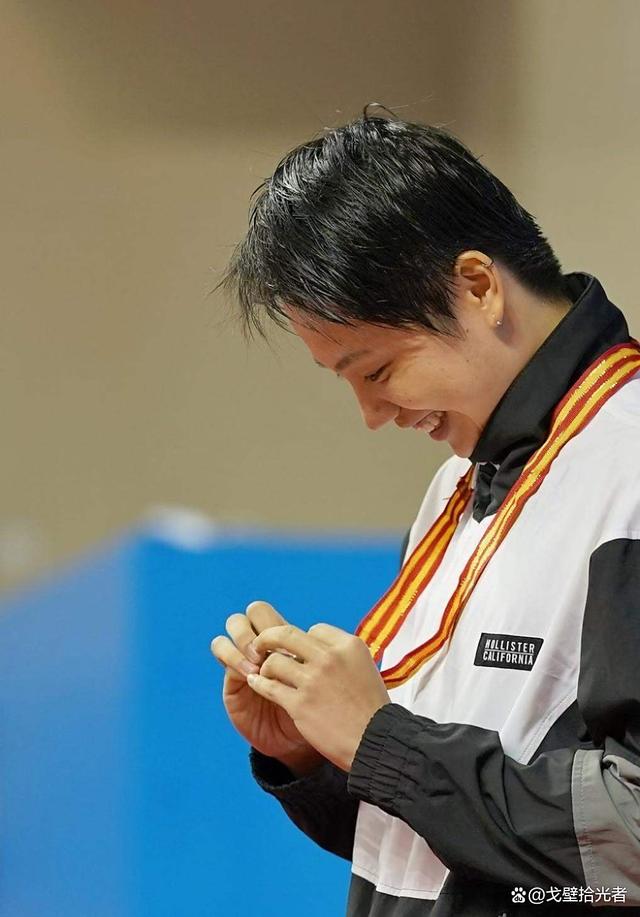 日本小将表现出色，获得游泳金牌的简单介绍