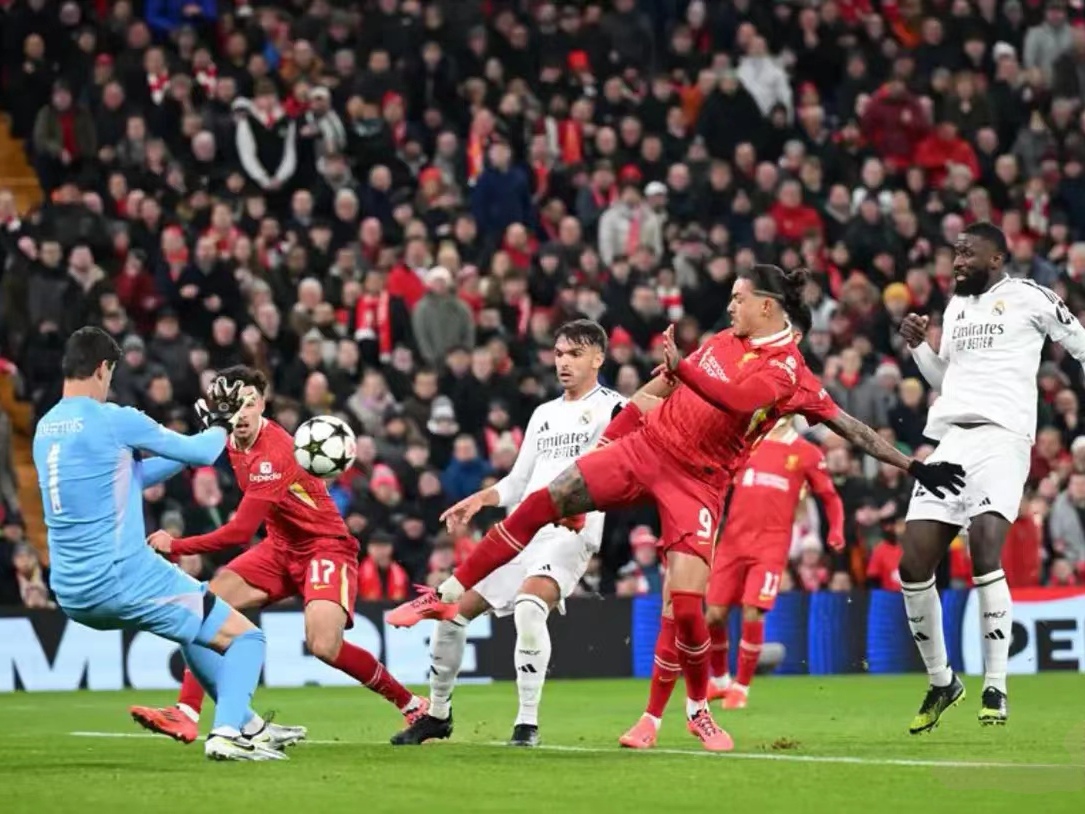 利物浦迎来拜仁慕尼黑挑战，欧冠足球火热开战