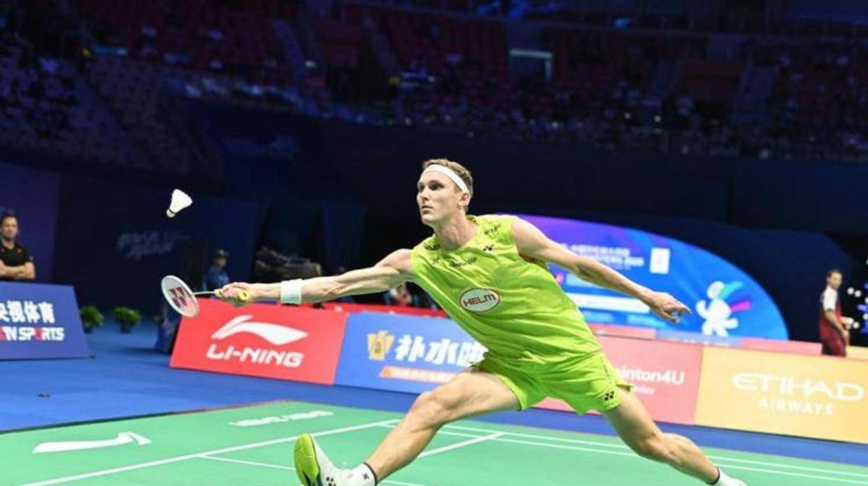 开云足球直播-中国队碾压马来西亚队，安赛龙刷新纪录