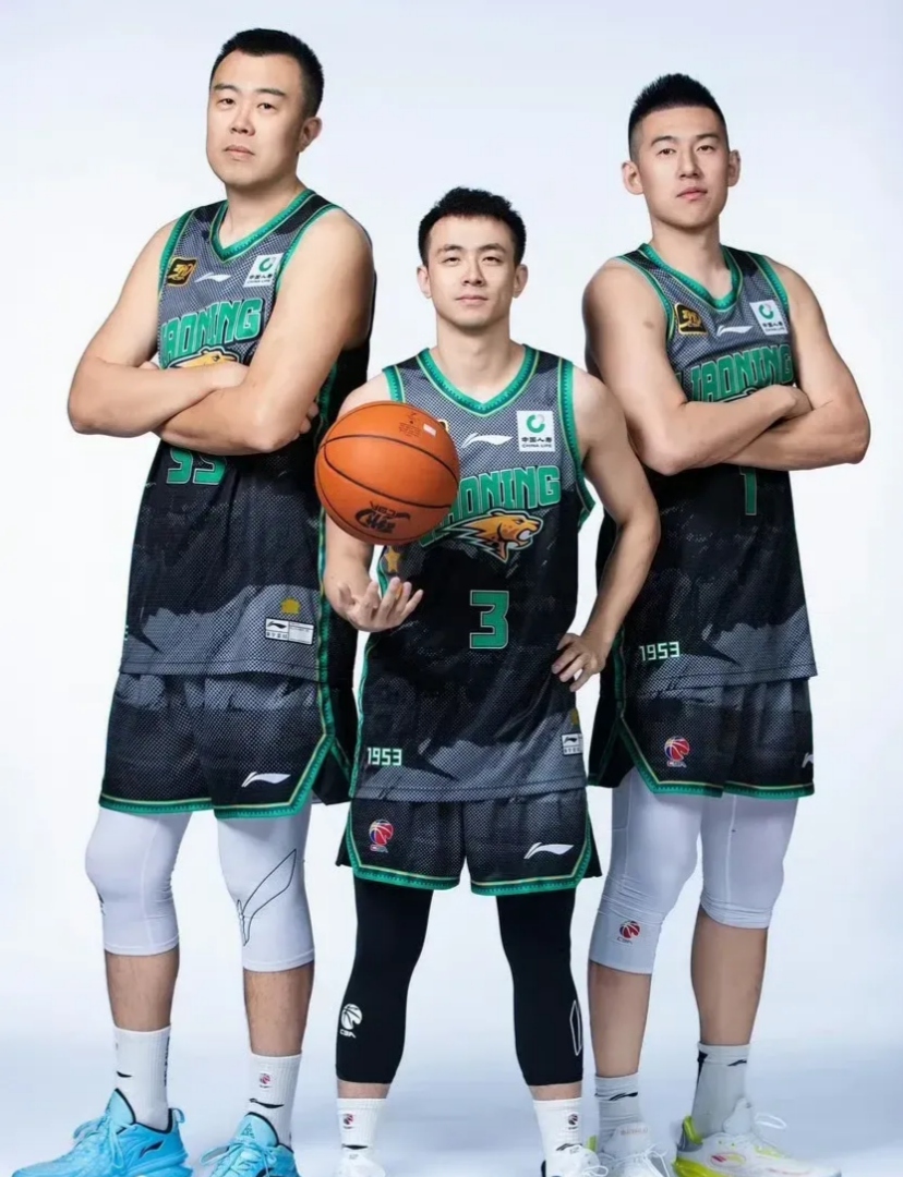 天津队险胜雷霆，赵继伟惊艳四座