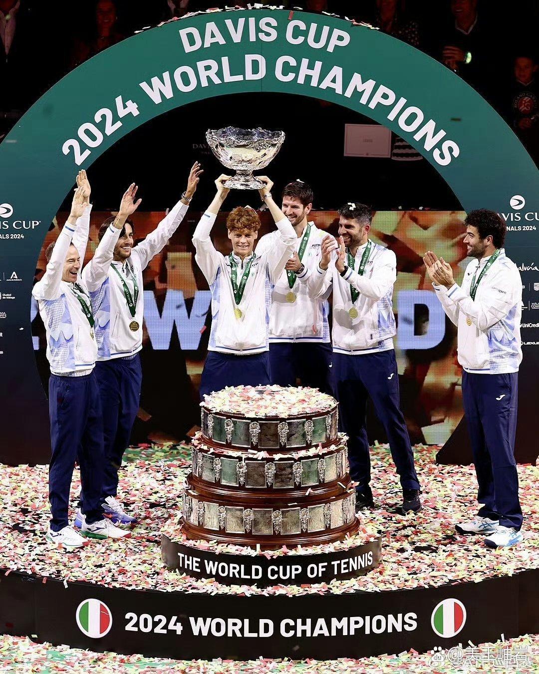 关于联合杯完胜年终总决赛，西西帕斯扛起全队的信息