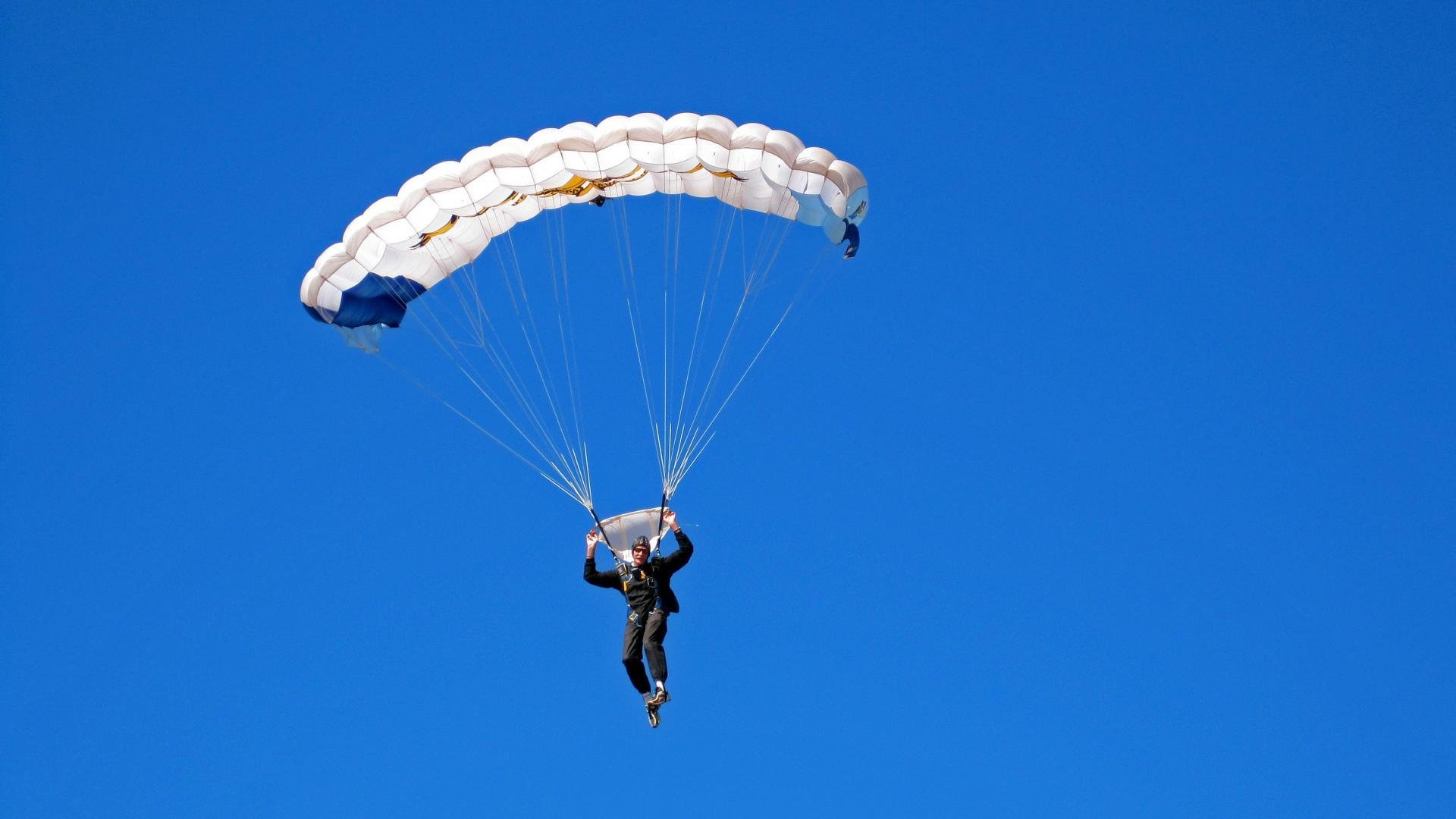 范戴克领衔苏格兰战术体系，精准压制显中国足球差距